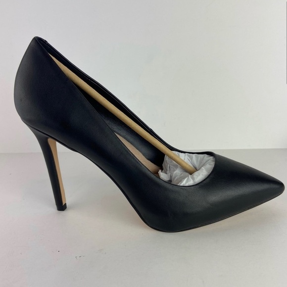 BCBGeneration • Skie Pointy Toe Pumps - Picture 8 of 15